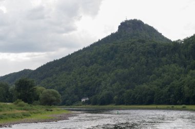 Elbe Nehri manzarası, Almanya