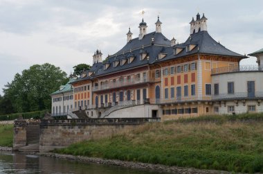 Elbe Nehri manzarası, Almanya