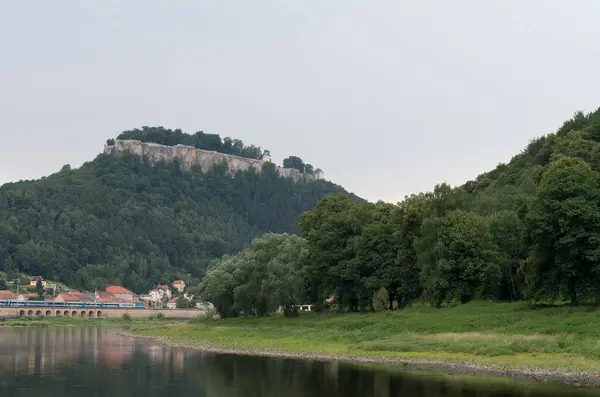 Över Älven Elbe Tyskland — Stockfoto