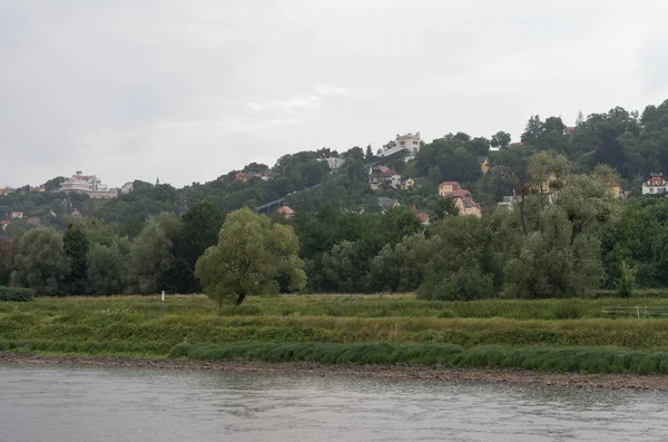 Вид Річку Ельба Німеччина — стокове фото