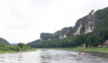 Elbe Nehri manzarası, Almanya