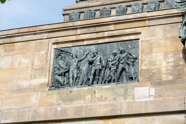 Die Architektur Der Germania Statue — Stockfoto