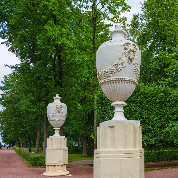 Marlinvasen Der Marlinskaja Gasse Unteren Park Von Peterhof Petrodworez Petersburg — Stockfoto