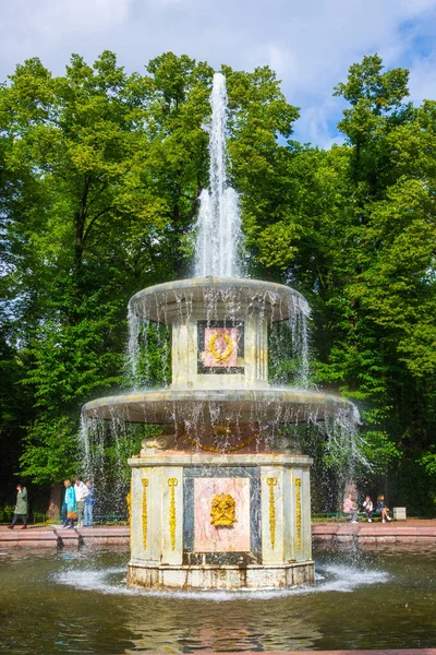 São Petersburgo Petrodvorets Rússia Agosto 2020 Grandes Fontes Romanas Parque — Fotografia de Stock