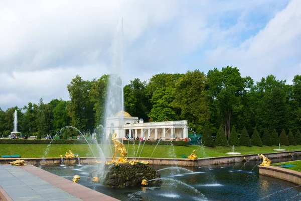 Petersburg Petrodvorez Russland August 2020 Samsonbrunnen Unteren Park Von Peterhof — Stockfoto