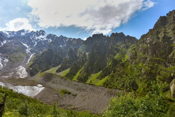 Tseyskoe Schlucht Einem Sonnigen Sommertag Russland Nordossetien — Stockfoto