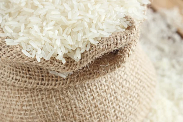 Yasemin pirinç. pirinç taneleri.