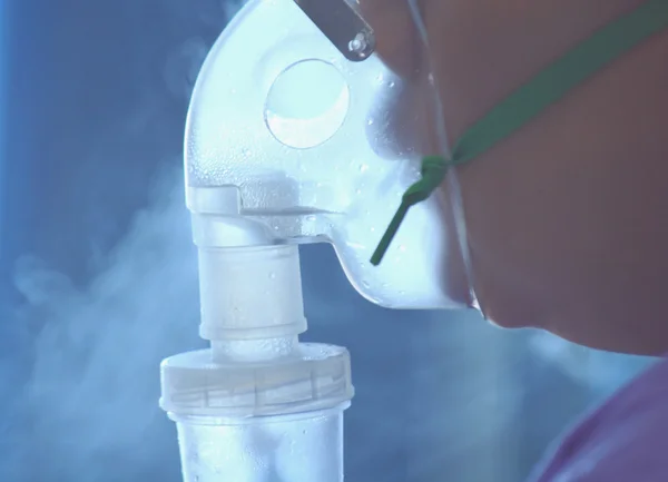 Hasta çocuk yapar solunum maskesi fotoğrafı bulanıklık