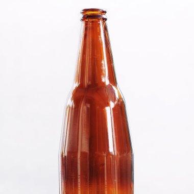 kırmızı cam şişe