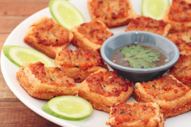 Kıyılmış domuz tost