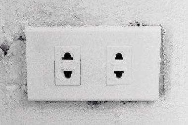 duvar eski elektrik prizine