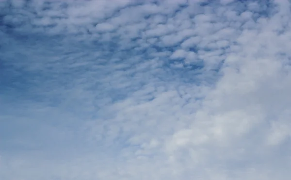 Cielo con nubes —  Fotos de Stock