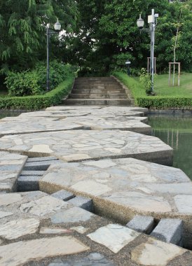 patika taş ve taş merdiven