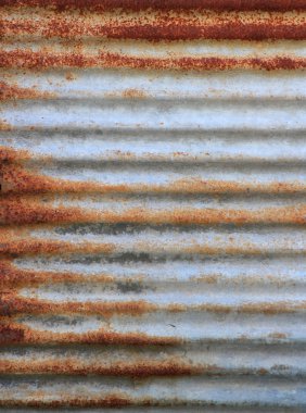 Paslanmış galvanize demir plaka.