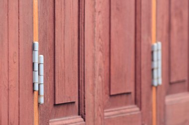 menteşeli ahşap windows