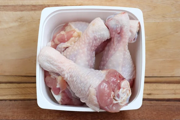 Jambes de poulet crues — Photo
