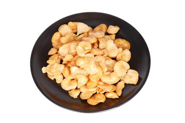 plaka üzerinde fındık