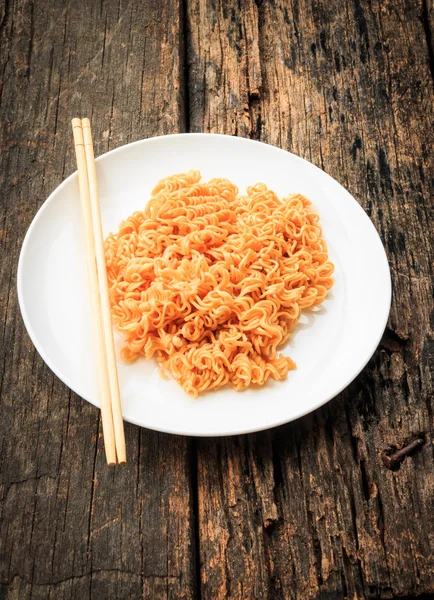 Noodle on white plate — Stock Photo, Image