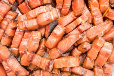 Kurutulmuş balık satmak için 