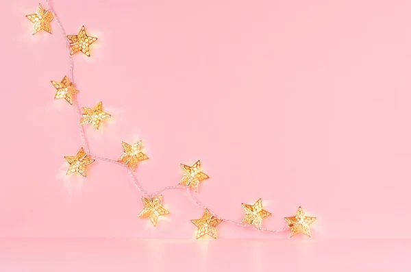 Christmas Home Interior Glowing Golden Stars Garland Soft Light Pastel — Stock Photo, Image