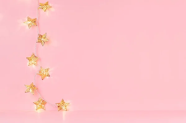 Christmas Blank Interior Gold Shimmer Glowing Stars Garland Soft Light — Stock Photo, Image