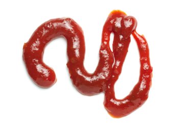 Beyaza izole edilmiş taze kırmızı domates sosu. Boşluğu kopyala.