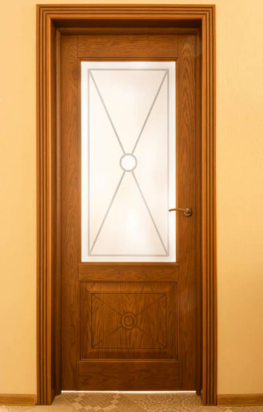 Interieur deur bruine achtergrond. Opmaak. — Stockfoto