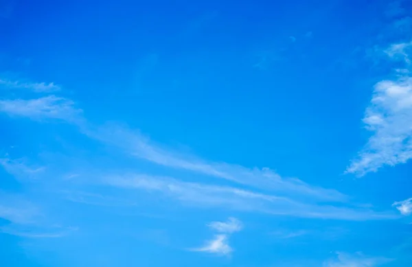Güzel Beyaz Bulut Açık Mavi Gökyüzü Güneşli Gün Dokusu Arka — Stok fotoğraf