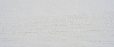 Tasarımlarınız için doğadan gelen beyaz ahşap dokunun uzun ince arkaplan kopyası ya da daha iyi görünmesi için metin ekleyin. Web sitesi için yüksek çözünürlüklü tahta arkaplan