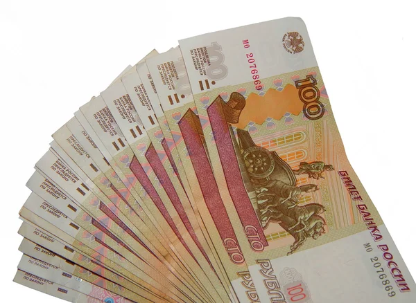 Рулон денег на сто рублей — стоковое фото