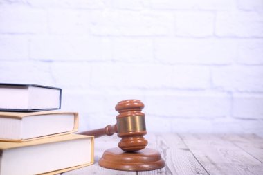  Masada kopya alanı olan tokmak ve kitap 