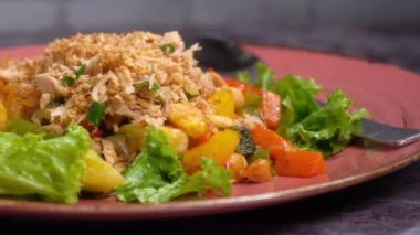 Ketogenik diyet konsepti. Düşük karbonhidratlı diyet ürünleri.