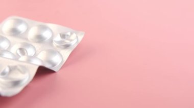 Pembe üzerine su toplayan hapları kapat. 