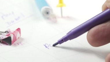 Takvimdeki ödeme sözcüğünü kapat