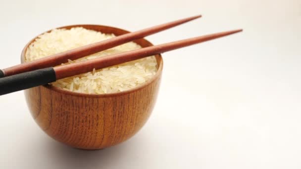 Närbild av långkornigt brunt ris, — Stockvideo