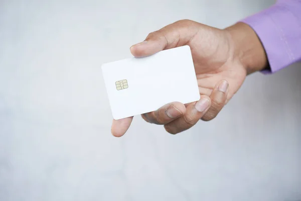 Close up of person hand holding credit card — Stock Photo, Image