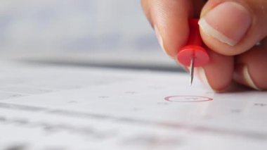 Takvim tarihine iğne yerleştirme ile ilgili son tarih kavramı kapat 