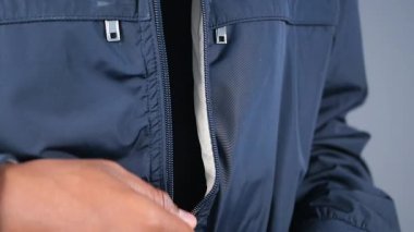 Ceketin fermuarının düzgün çekilmesi için hızlı ipuçları..