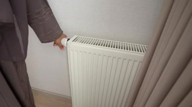 Soğuk kış aylarında ısıtıcıyı konfor için ayarlayarak evinizi ısıtın.