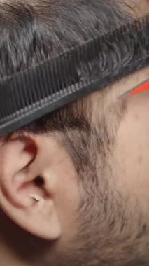 Evde saç taramak için gerekli ipuçlarını öğrenin..