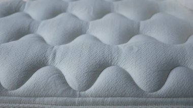 Rahat bir uyku ve rahatlık için en iyi yatağı nasıl seçeceğinizi keşfedin..