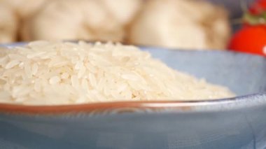 Bir kase dolusu pirinç..