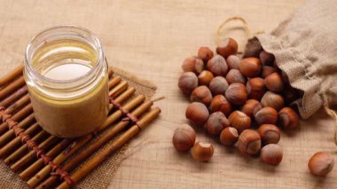 Basit malzemeler ve adımlar kullanarak lezzetli bir fındık yapmayı öğren..