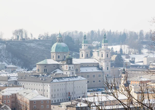 Vista Invernale Sul Fiume Salzach Dal Monte Kapuzinerberg Austria Cattedrale — Foto Stock