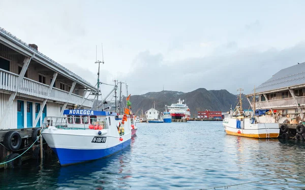 Une Vue Des Bateaux Amarrés Dans Port Honningsvag Honningsvag Est — Photo