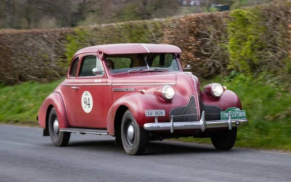 Een Buick Century Uit 1939 Beklimt Southwaite Hill Cumbria Engeland — Stockfoto