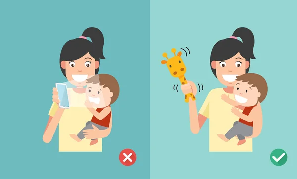 Wrong and right ways playing with kids. Smartphone may affect social and emotional development. — Stock Vector