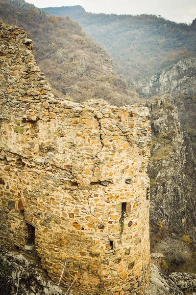 Berdiki Historische Kasteelmuur Ruïnes Omgeven Door Rotsachtige Landschap Historische Plaatsen — Stockfoto