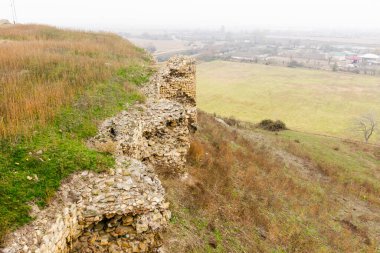 Güney Gürcistan 'daki tarihi harabelerin yakın görüntüsü - Gagi kalesi. Kafkaslardaki Tarvel ve Kültür Mirası.