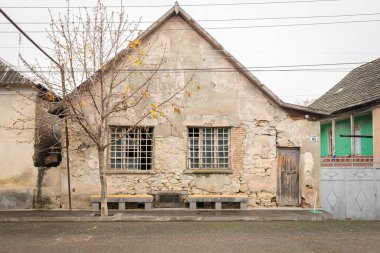 Güney Georgia 'nın Bolnisi kasabasındaki eşsiz Alman tarzı binalara bakın. Keşfedilmemiş turist siteleri ve Katharinenfeld tarihsel Alman kültürü hala duruyor..